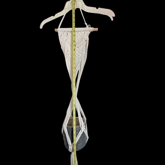 Handmade White Macramé Plant Hanger With Gray Ceramic‎ Pot Boho Hippie Fairy - Picture 8 of 15
